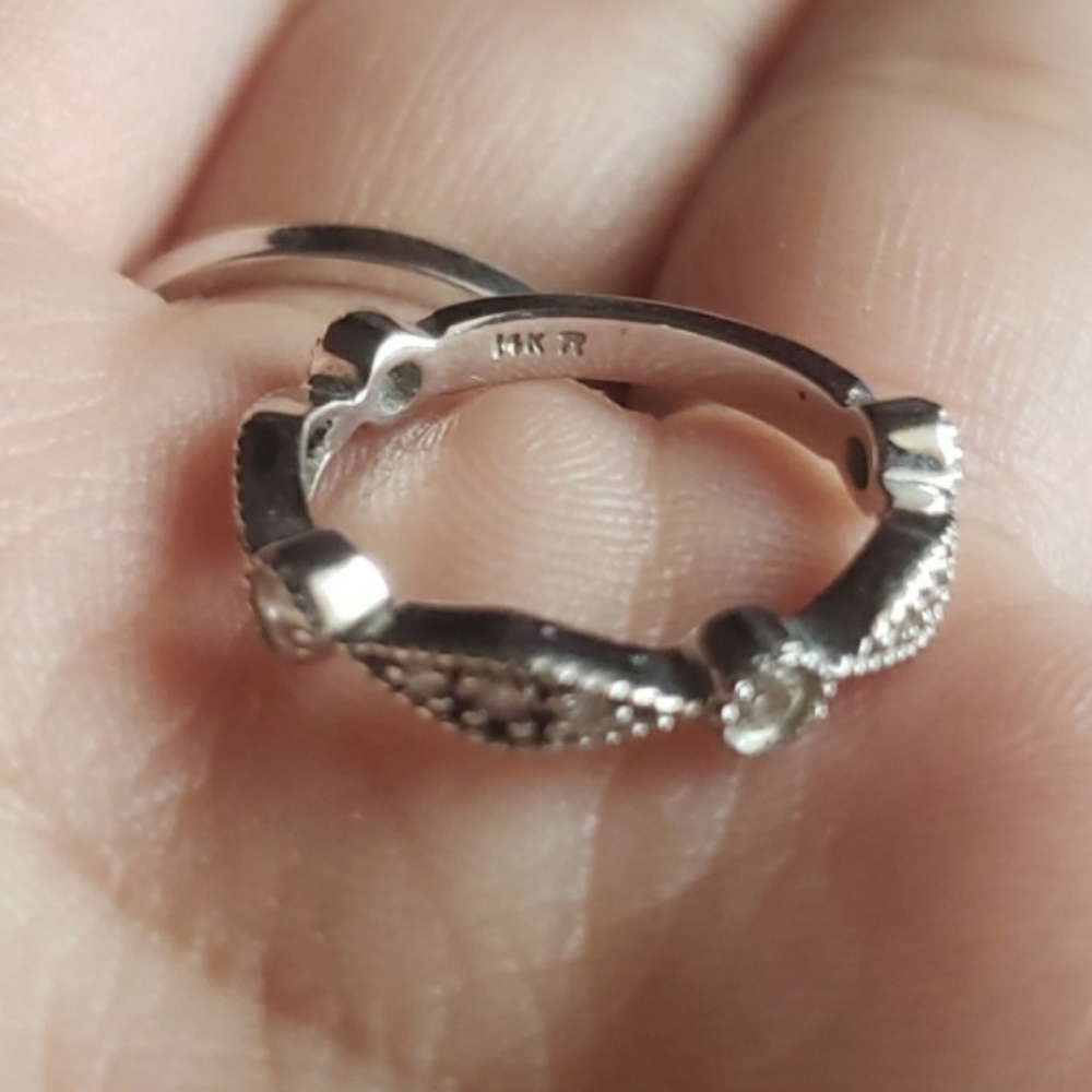 14k White Gold Ring 1/5 Ct Diamond Milgrain Wedding Band - Picture 9 of 12